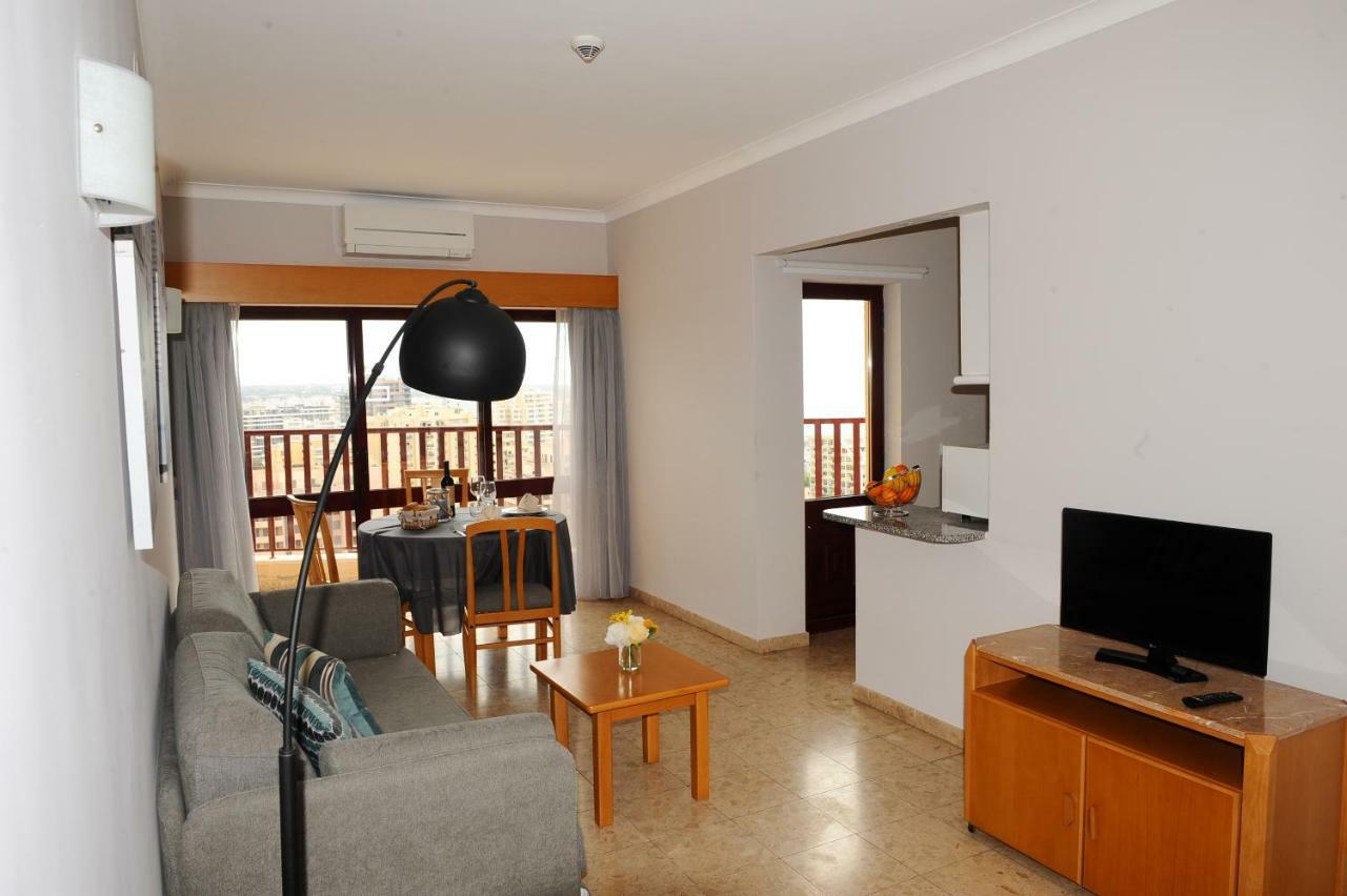 Sol Mar Apartment Portimao Luaran gambar