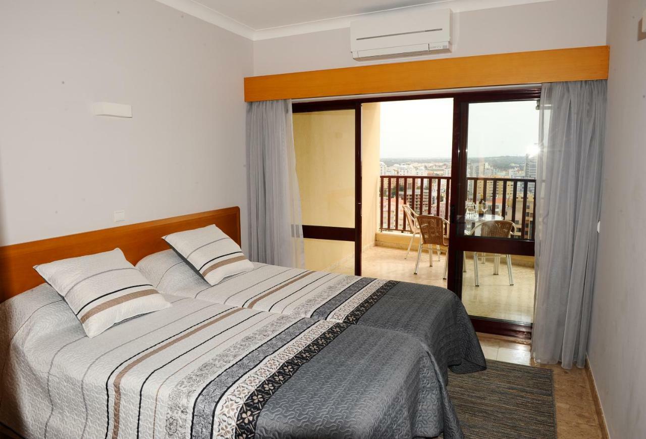 Sol Mar Apartment Portimao Luaran gambar